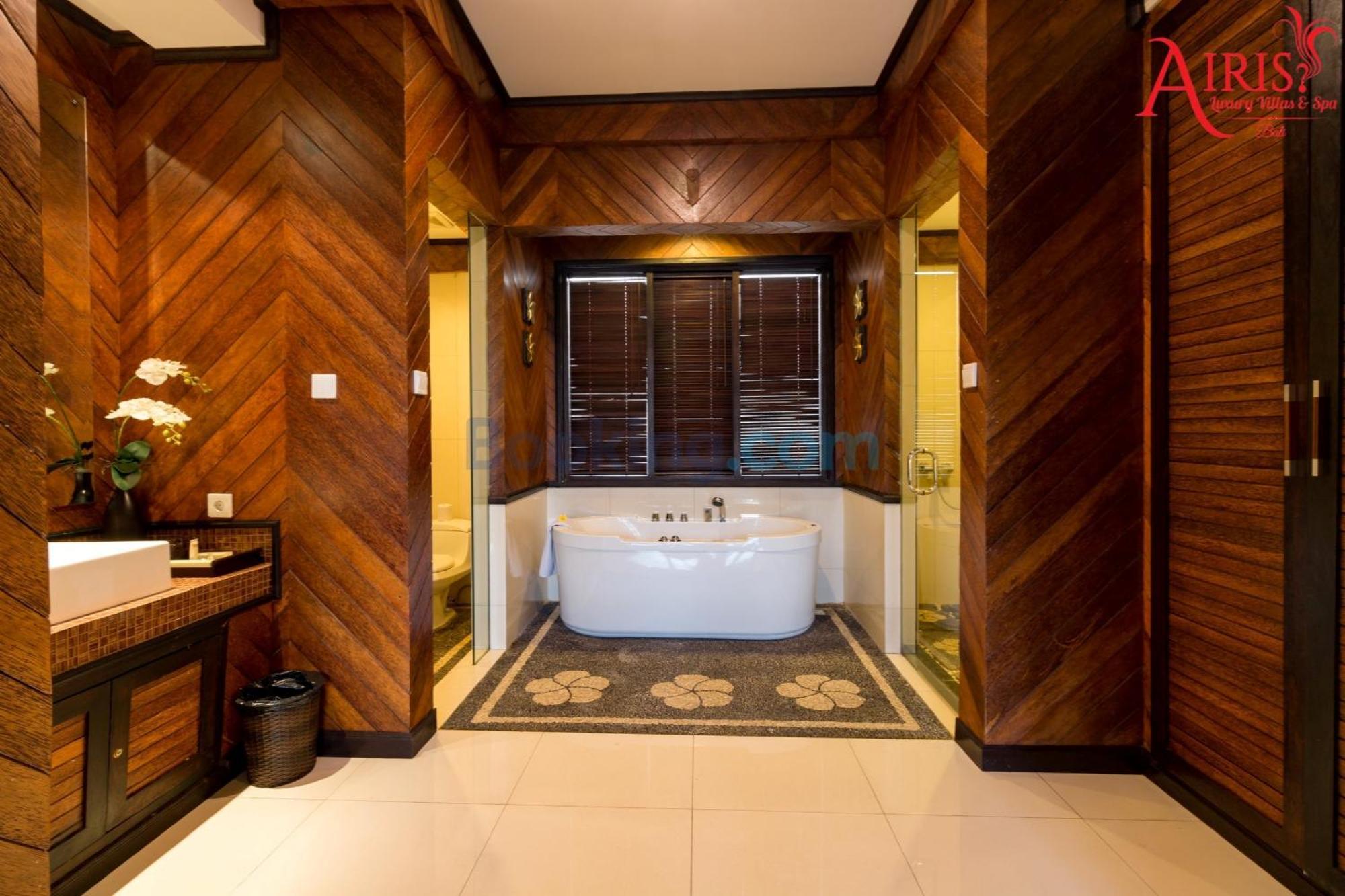 Airis Luxury Villas And Spa Uluwatu Zimmer foto